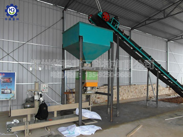 小型有機肥生產線現(xiàn)場